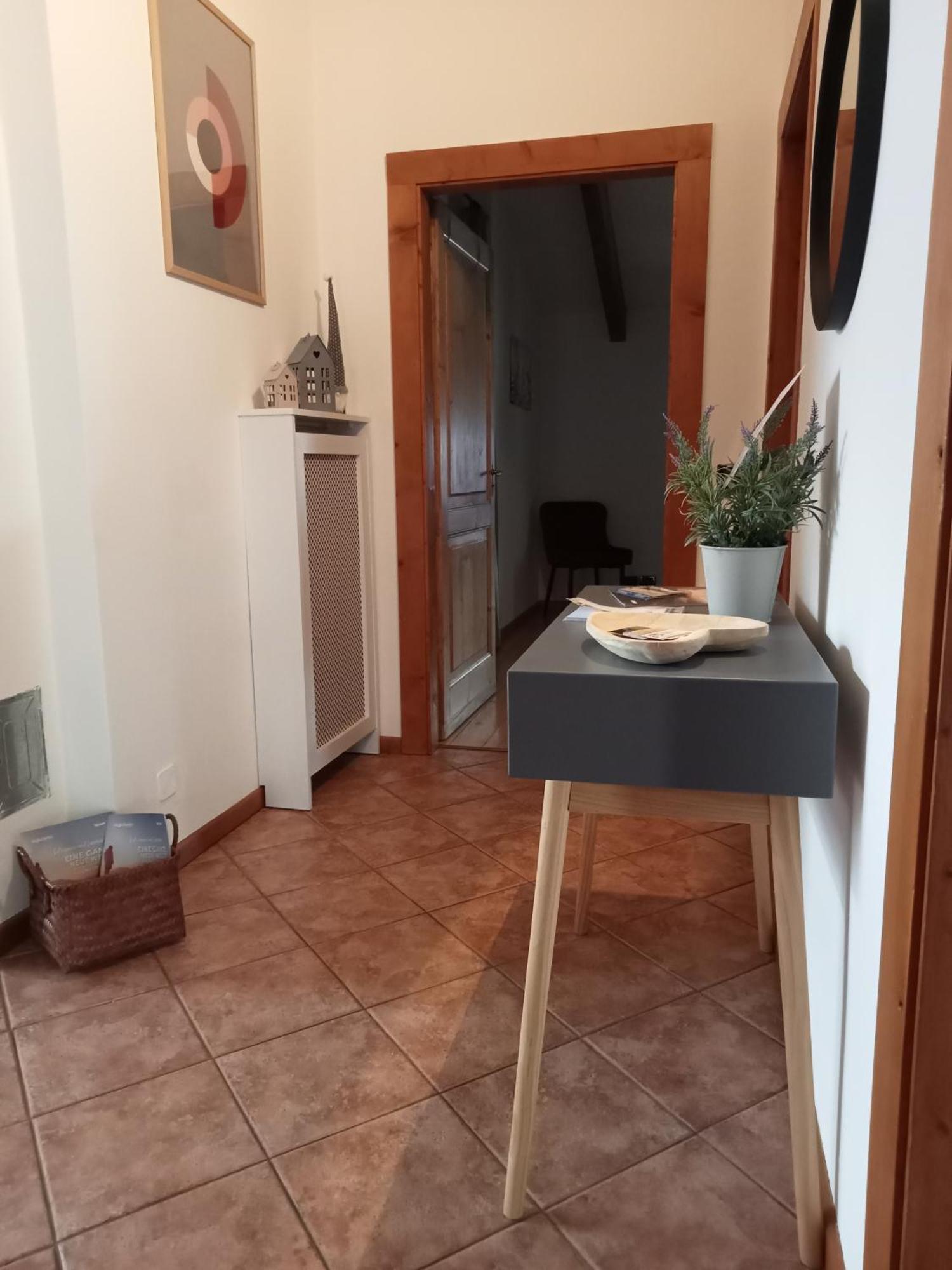 דירות Tenna La Casa Di Athos מראה חיצוני תמונה
